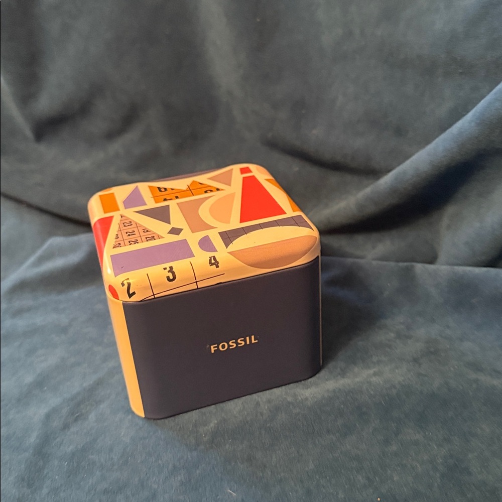 Fossil Multicolor Abstract Tin Box - Picture 3 of 4